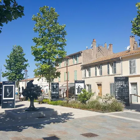 Boulevard Louis Blanc-1 By Interhome Apartment Saint-Tropez