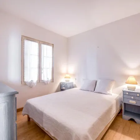 Boulevard Louis Blanc-1 By Interhome דירה